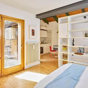 Apartment Italian Design Small Attic, Bologna